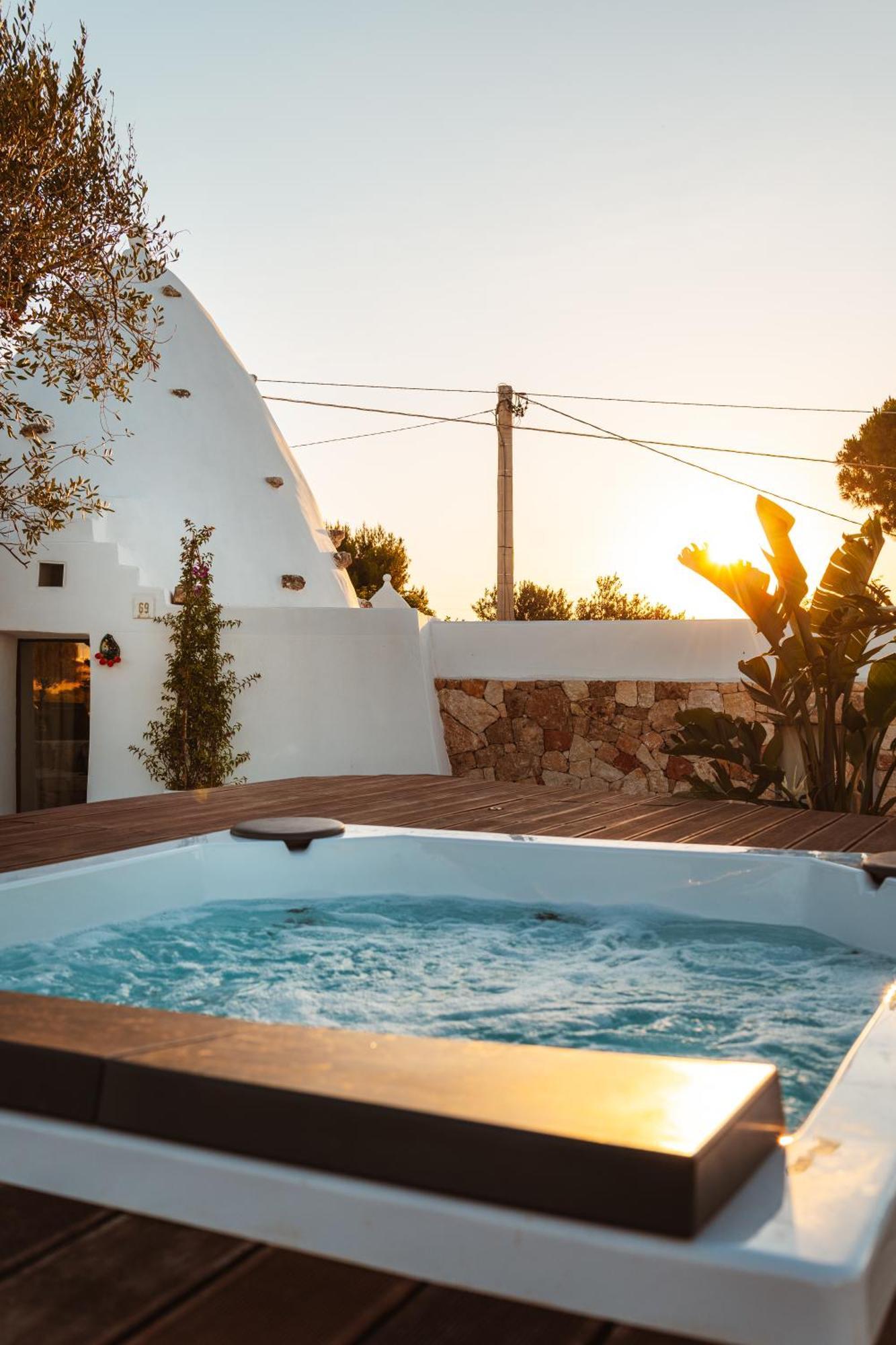 Trullomare & Pool - Housea Villa โปลีญาโนอามาเร ภายนอก รูปภาพ